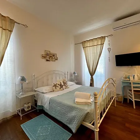 Palmasera Charming - Rooms & Suites 4*