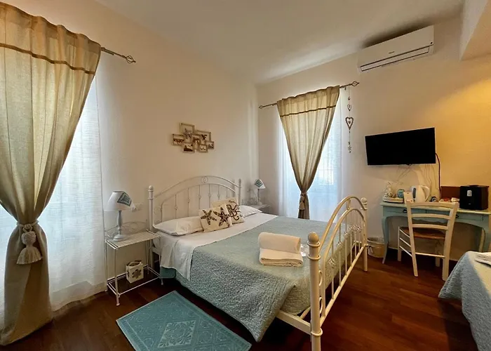 Palmasera Charming - & 4*