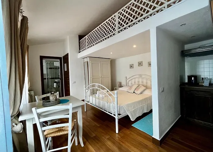 Palmasera Charming - & Panzió