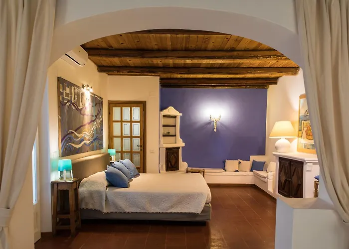 Palmasera Charming - &